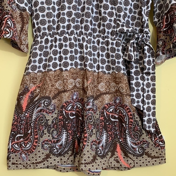 Little Lies | NWT Paisley Print Boutique Ruffle Bell Sleeve Faux Wrap Romper M/L - Picture 6 of 17